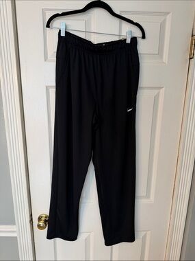Nike Men’s Medium Black Joggers with White Swoosh NWT